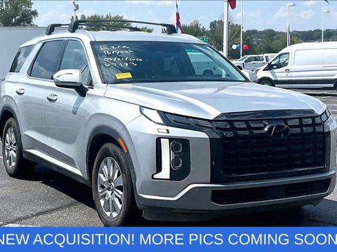 Used 2023 Hyundai Palisade SEL FWD image 1