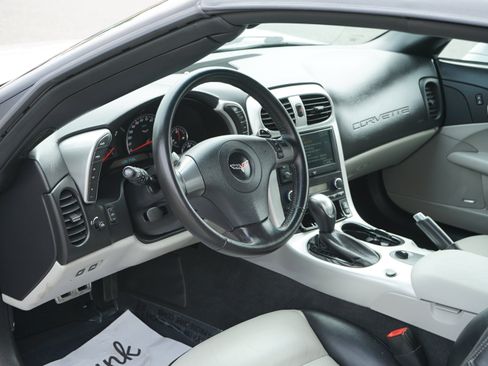 Used 2007 Chevrolet Corvette Convertible w/ Preferred Equipment Group image 18