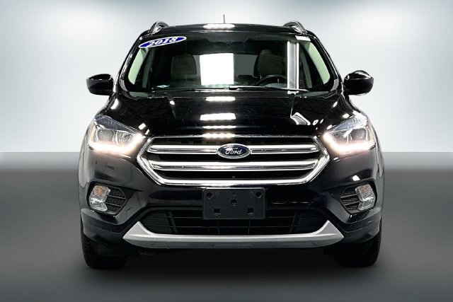 Used 2018 Ford Escape SEL w/ Canadian Touring Package FWD image 2