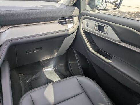 Certified 2026 Ford Explorer Active w/ Active Comfort Package RWD image 18