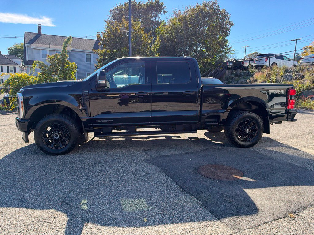 Used 2024 Ford F250 Lariat w/ Lariat Ultimate Package AWD/4WD image 3