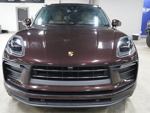 Used 2022 Porsche Macan AWD/4WD image 8