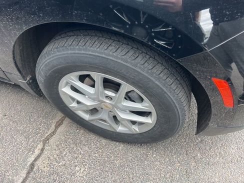 Used 2024 Chevrolet Equinox LT image 7