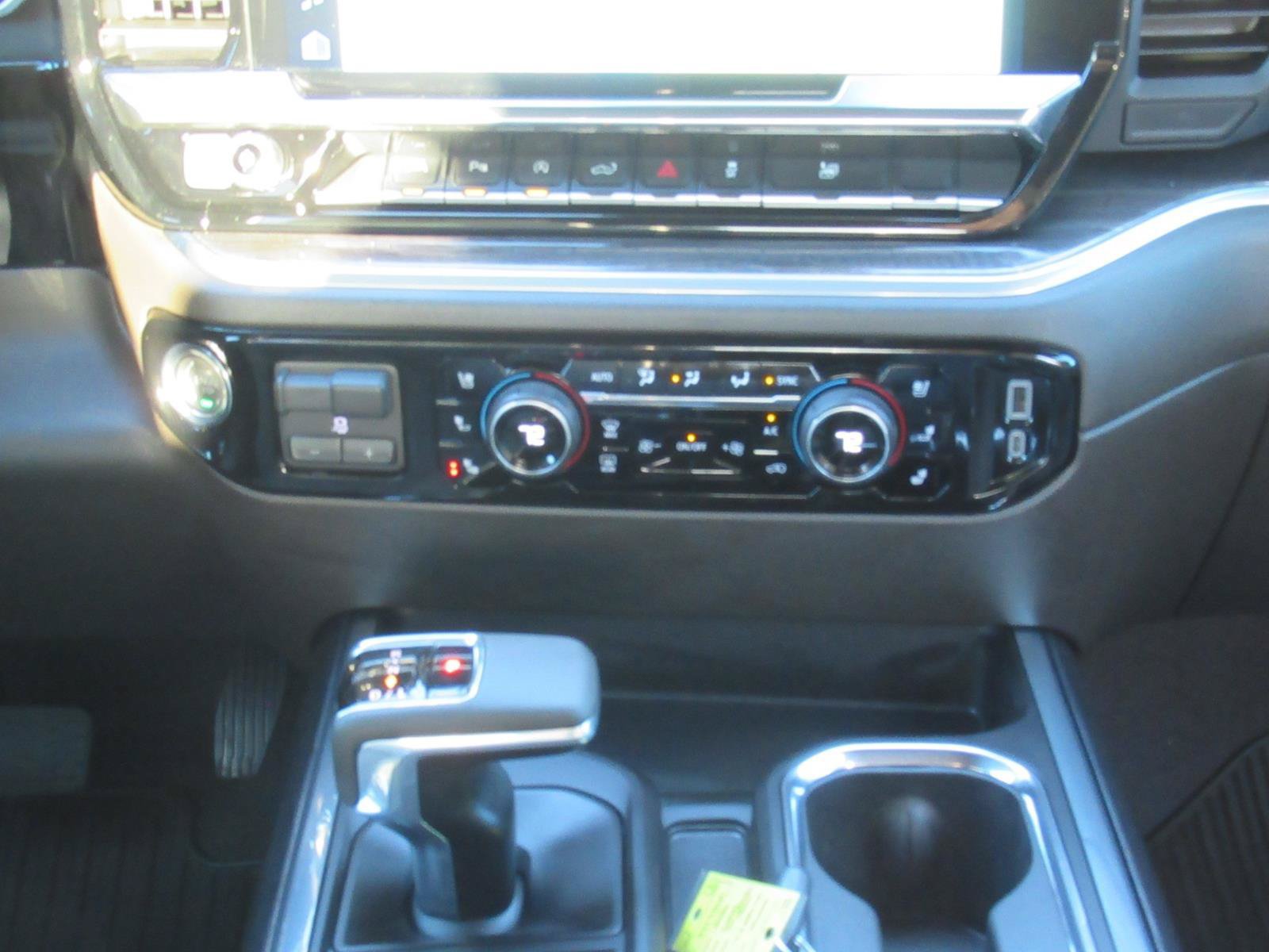 Used 2026 Chevrolet Silverado 1500 LTZ RWD image 17