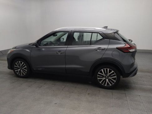 Used 2021 Nissan Kicks SV FWD image 3
