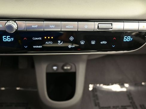 Used 2024 Hyundai Ioniq 5 SEL image 25