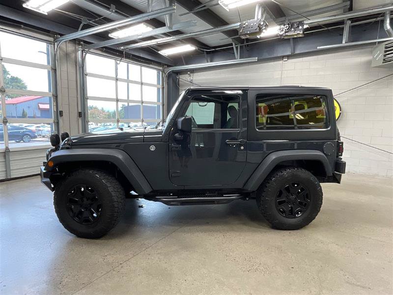 Used 2017 Jeep Wrangler Sport w/ Quick Order Package 23S AWD/4WD image 2