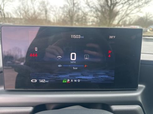 Used 2024 Chevrolet Silverado EV W/T image 18