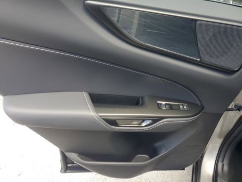 Certified 2025 Lexus NX 250 FWD w/ Towing Package (2000 Lbs) image 14