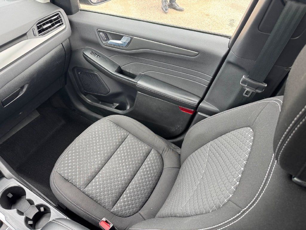 Certified 2023 Ford Escape Active w/ Tech Pack #2 AWD/4WD image 17