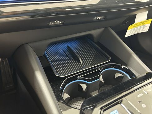 Used 2025 BMW i5 M60 w/ Premium Package image 20