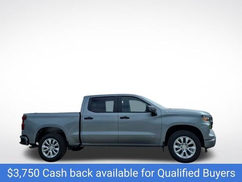 New 2026 Chevrolet Silverado 1500 Custom RWD image 2