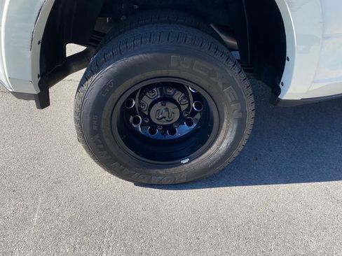 Used 2024 RAM 3500 Limited w/ Night Edition AWD/4WD image 5