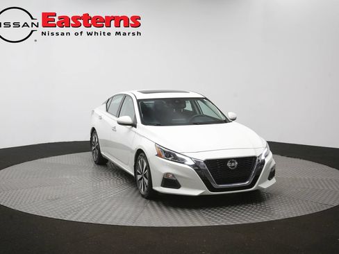 Used 2022 Nissan Altima 2.5 SV w/ SV Premium Package FWD image 50