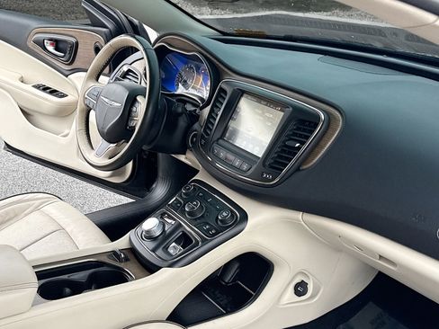 Used 2015 Chrysler 200 C w/ Navigation & Sound Group I image 5