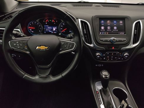 Used 2020 Chevrolet Equinox LT FWD image 22