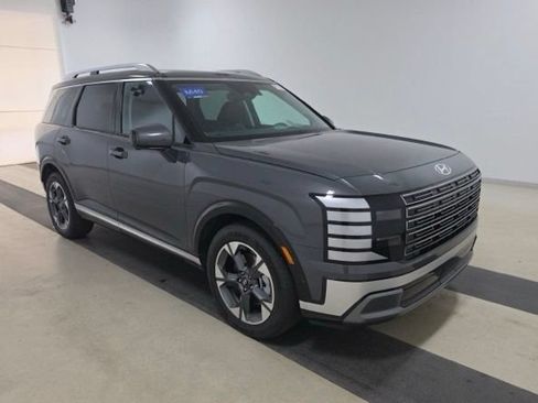 Used 2026 Hyundai Palisade Limited AWD/4WD image 3