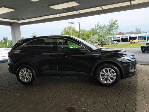 Used 2024 Ford Escape Active AWD/4WD image 5