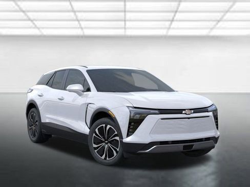 New 2026 Chevrolet Blazer EV LT image 7