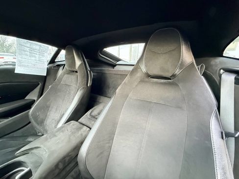 Used 2020 Aston Martin V8 Vantage Base 2dr Coupe image 27