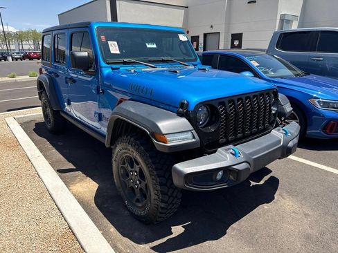 Used 2023 Jeep Wrangler Unlimited w/ Cold Weather Group AWD/4WD image 1