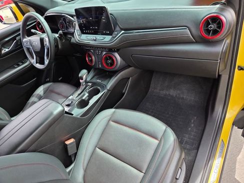 Certified 2024 Chevrolet Blazer RS w/ Driver Confidence II Package image 16