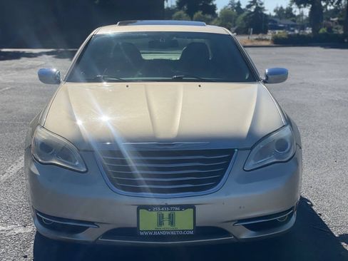 Used 2011 Chrysler 200 Limited FWD image 1