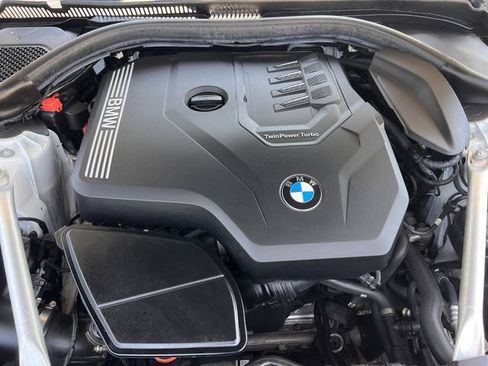 Used 2022 BMW 530i w/ M Sport Package RWD image 37