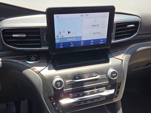 Used 2020 Ford Explorer Limited RWD image 18