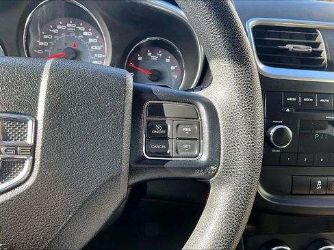 Used 2014 Dodge Avenger SE image 14