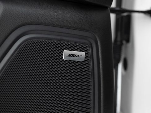 Used 2016 Porsche Macan S w/ Infotainment Package image 17