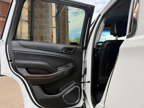 Used 2019 Chevrolet Tahoe LT AWD/4WD image 35