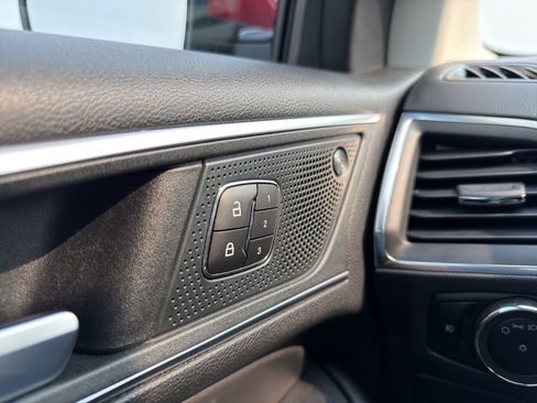 Used 2024 Ford Edge Titanium AWD/4WD image 64