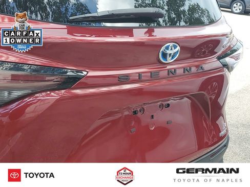 Used 2023 Toyota Sienna LE FWD image 18