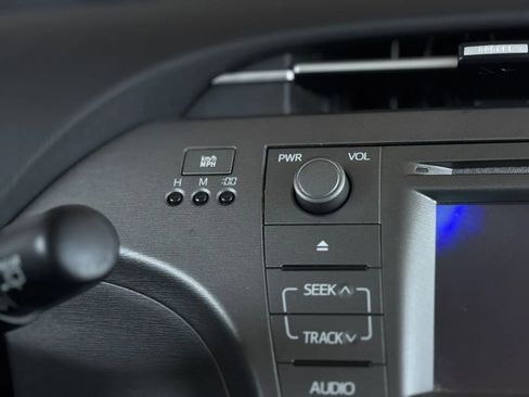 Used 2014 Toyota Prius Two image 24