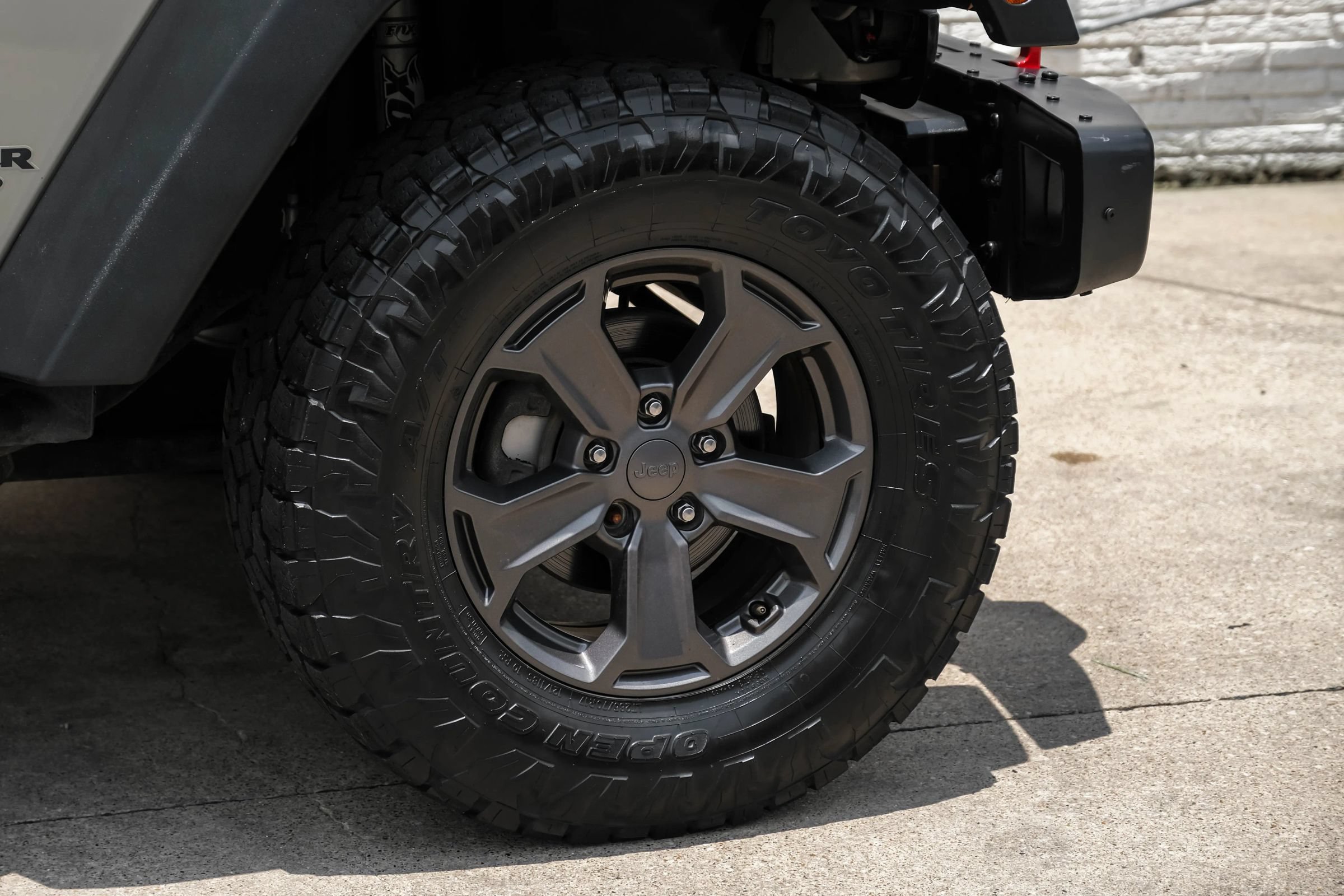 Used 2017 Jeep Wrangler Unlimited Rubicon AWD/4WD image 47