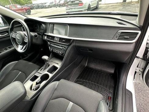 Used 2019 Kia Optima S FWD image 26