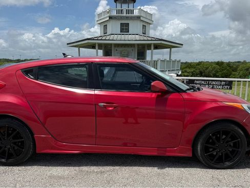 Used 2013 Hyundai Veloster RE:MIX Edition FWD image 26