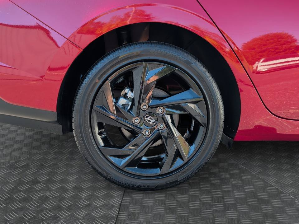 Certified 2026 Hyundai Elantra SEL Sport Premium FWD image 23