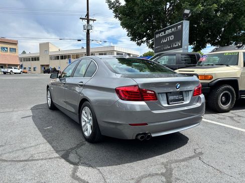 Used 2012 BMW 528i xDrive Sedan AWD/4WD image 3