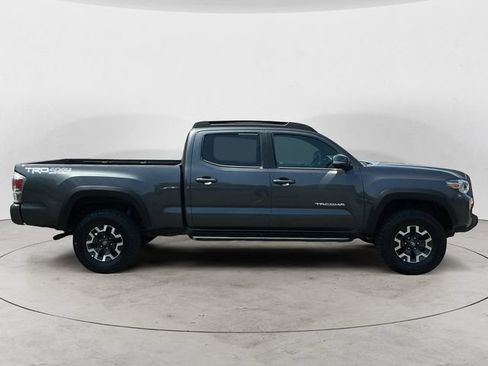 Used 2023 Toyota Tacoma TRD Off-Road w/ Advanced Technology Package AWD/4WD image 4