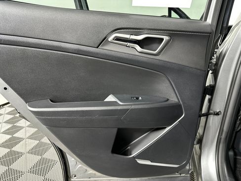 Used 2023 Kia Sportage LX image 31