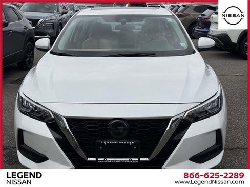 Used 2022 Nissan Sentra SV w/ SV Premium Package image 2