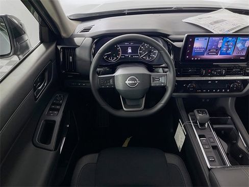 New 2026 Nissan Pathfinder SV image 16