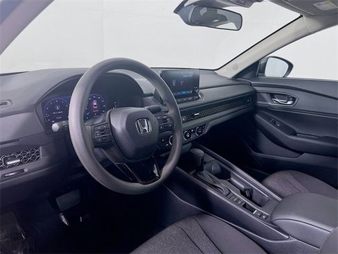 Used 2024 Honda Accord EX image 10