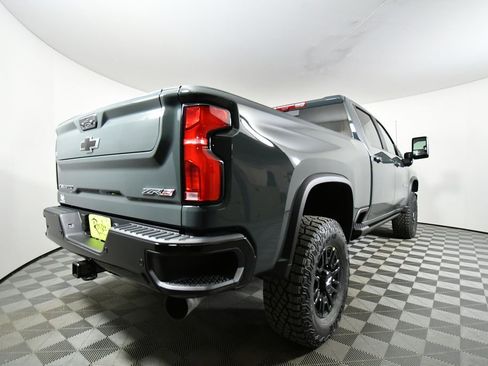 New 2026 Chevrolet Silverado 2500 ZR2 image 11