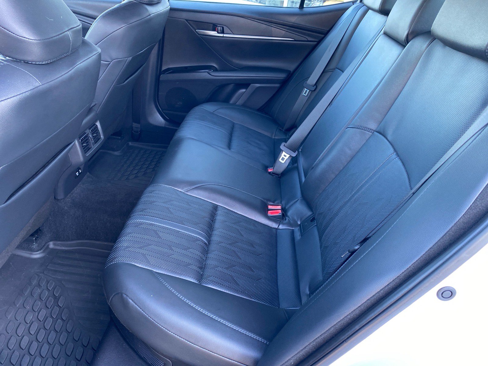 Used 2025 Toyota Camry XSE AWD/4WD image 24