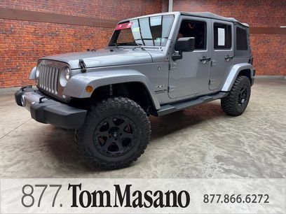 Used 2017 Jeep Wrangler Unlimited Sahara w/ Connectivity Group