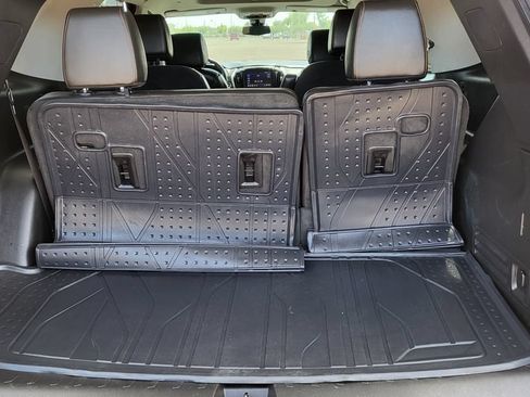 Used 2020 Chevrolet Traverse Premier w/ LPO, Floor Liner Package FWD image 13
