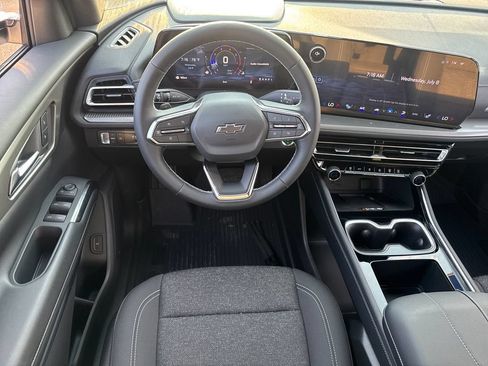 New 2026 Chevrolet Traverse LT w/ Midnight/Sport Edition FWD image 14